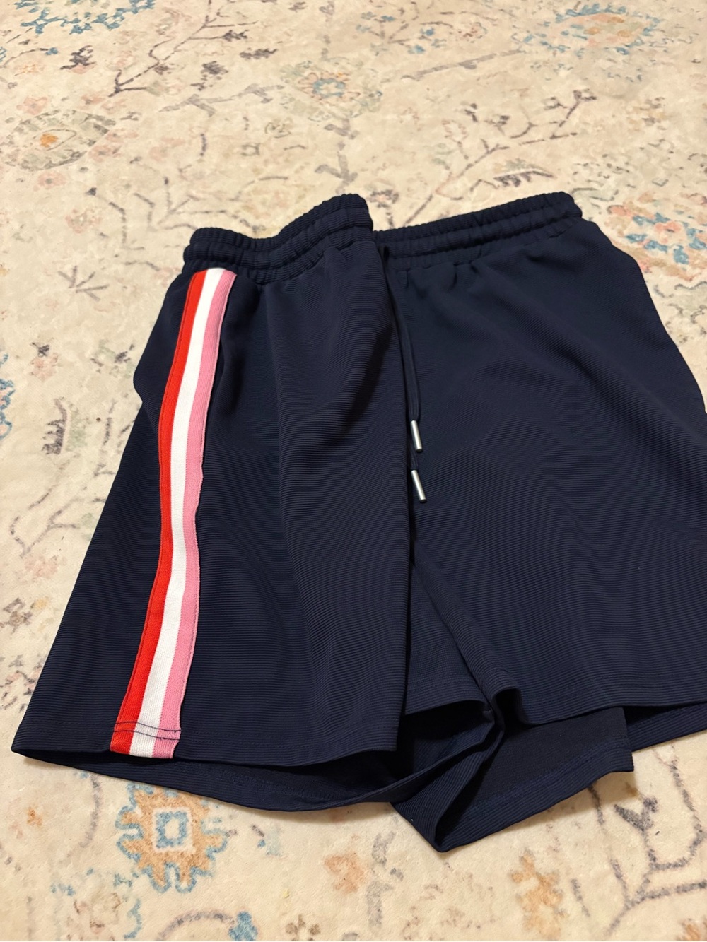Entro shorts! Like New. Size Large. So cute! Navy.